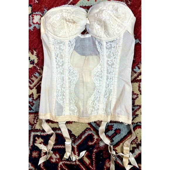 26 - 28 waist Vintage 50s Mariga Bustier With Attached Garters 32 B - Picture 1 of 4